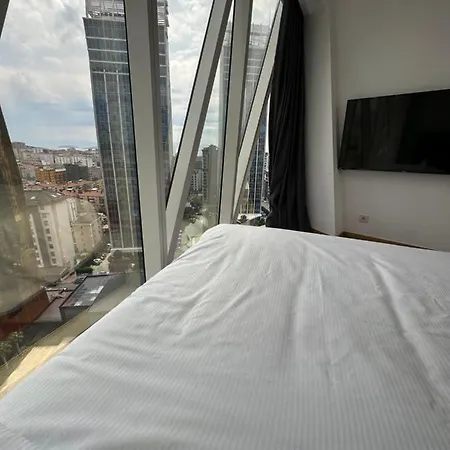 5 Person Luxury